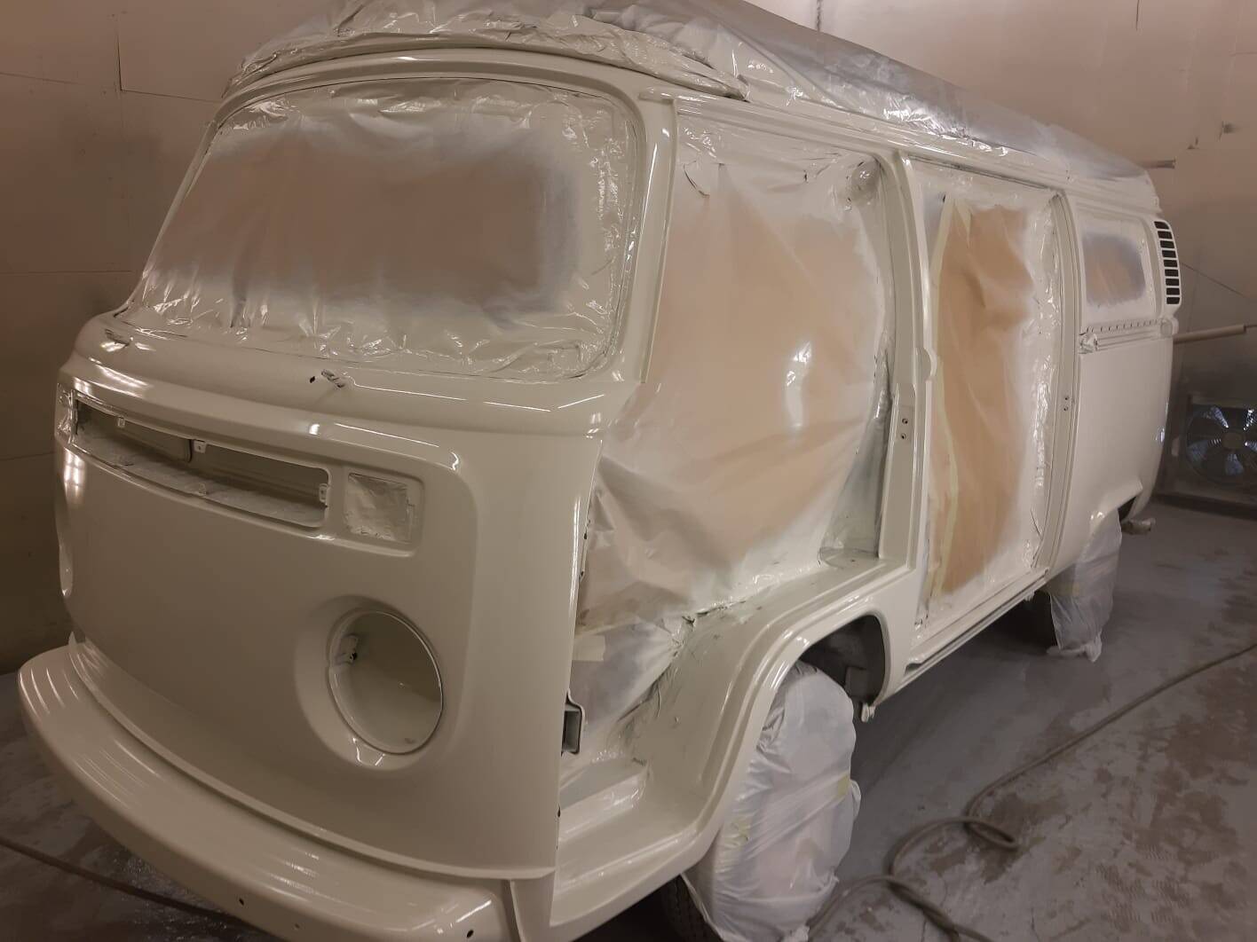 Classic VW Campervan repairs, service, restoration, storage garages
