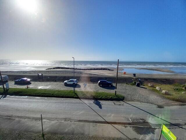 CARDIGAN BAY - SEA FRONT 11 BEDROOM YOUTH HOSTEL Photo 4