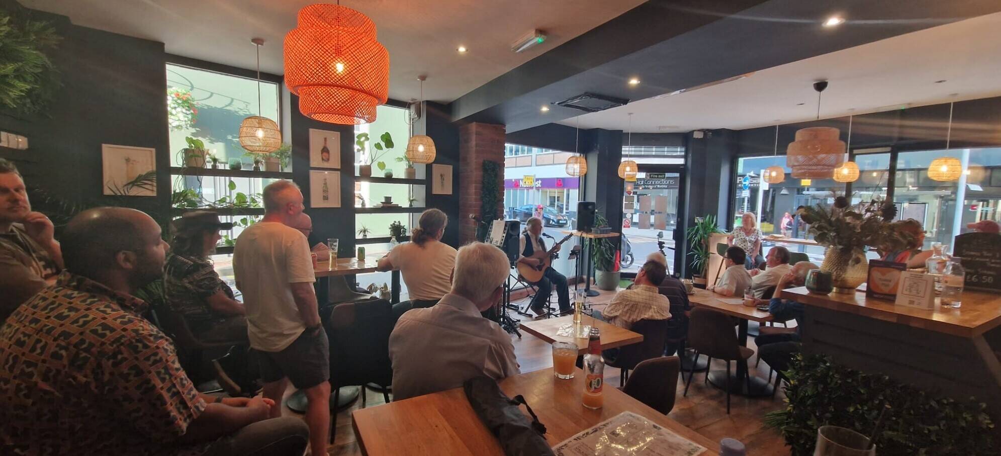 Bar & Kitchen in Watford, Hertfordshire