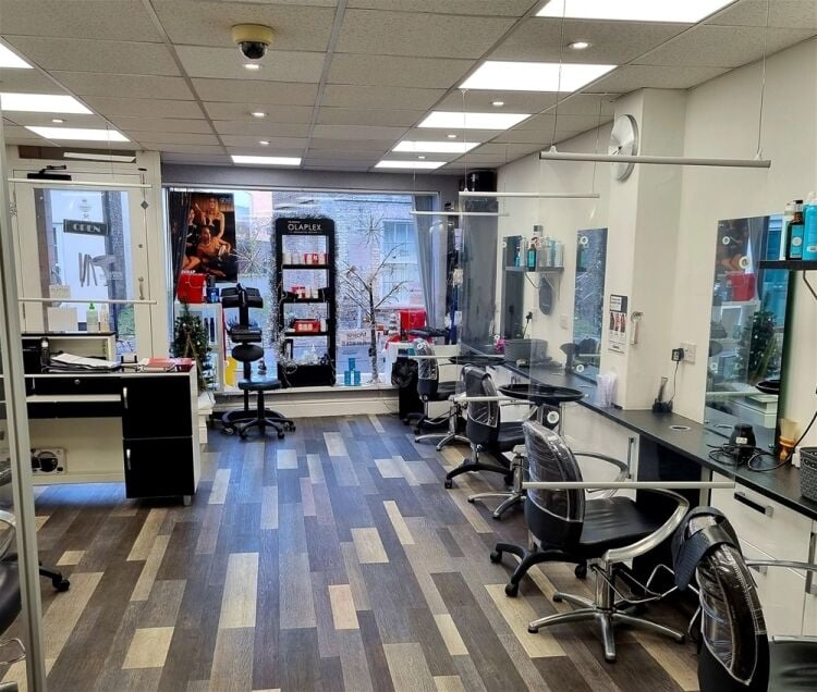 HAIR SALON Photo 4