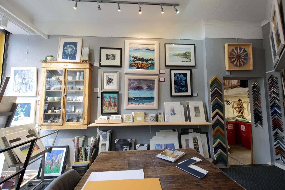 Well Established Framing Business And Gallery, Glasgow Photo 4