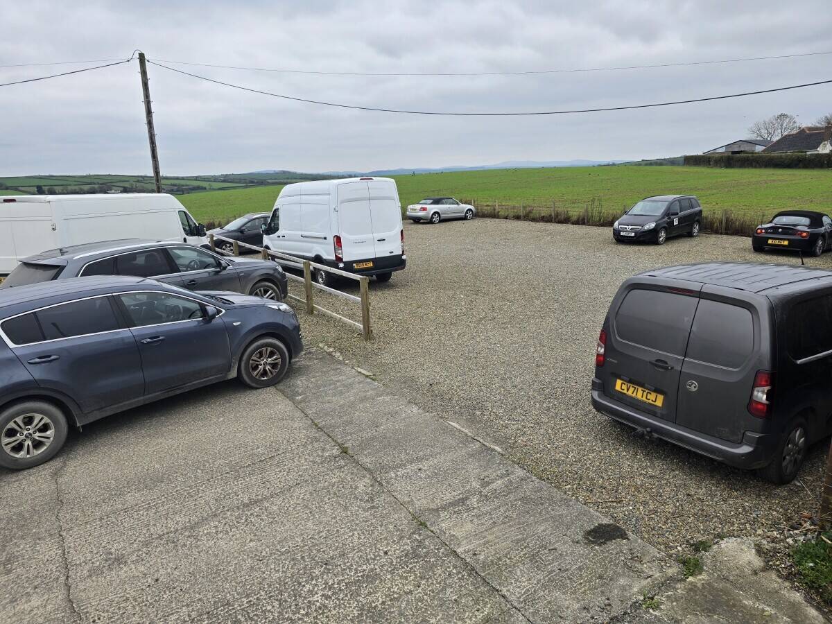 Modern Vehicle repair Garage and MOT station