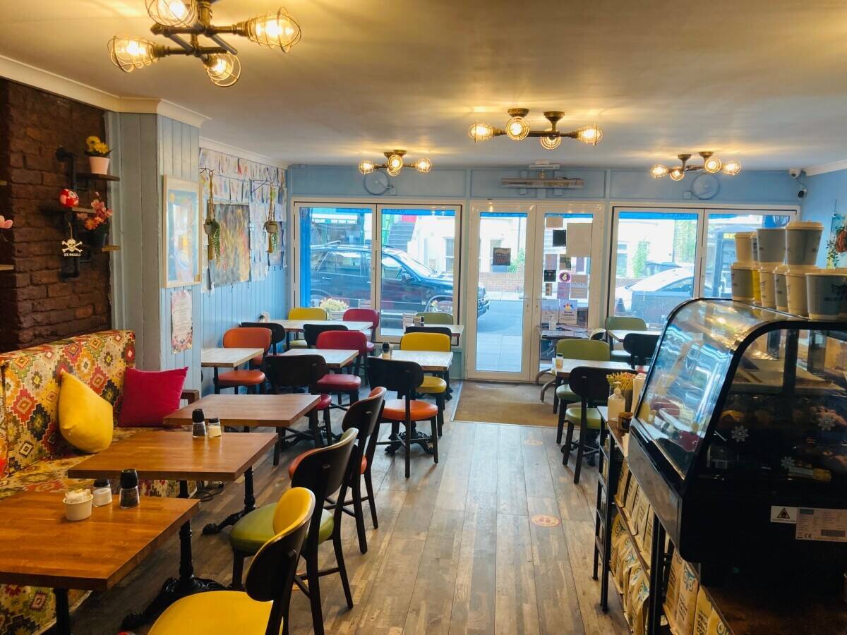 Stunning Cafe/Bistro for Sale in Finsbury Park N4