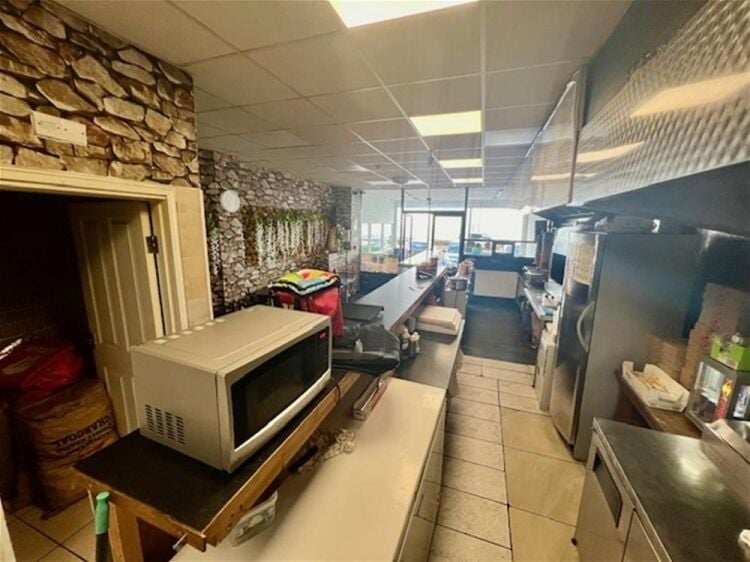 LEASEHOLD BBQ/KEBAB & PIZZA CAFE TAKEAWAY