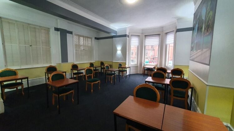 Substantial Hotel Investment - £198,000 Per Annum Photo 4