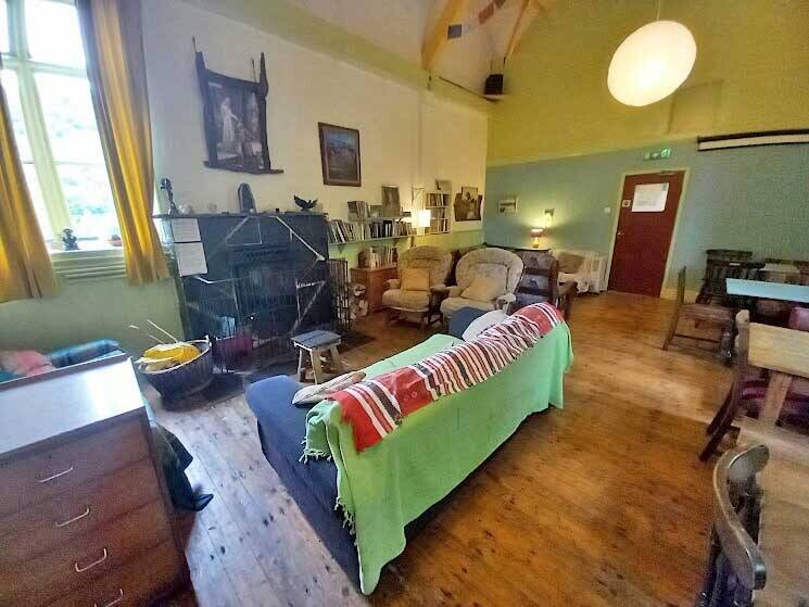 MERIONETHSHIRE - STUNNING SNOWDONIA NATIONAL PARK HOSTEL