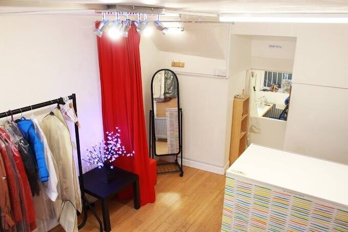 Tailoring and Alterations in Medway, Kent Photo 4