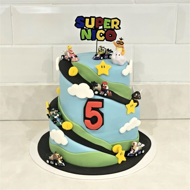 TOP RATED PROVIDER OF BESPOKE CELEBRATION CAKES