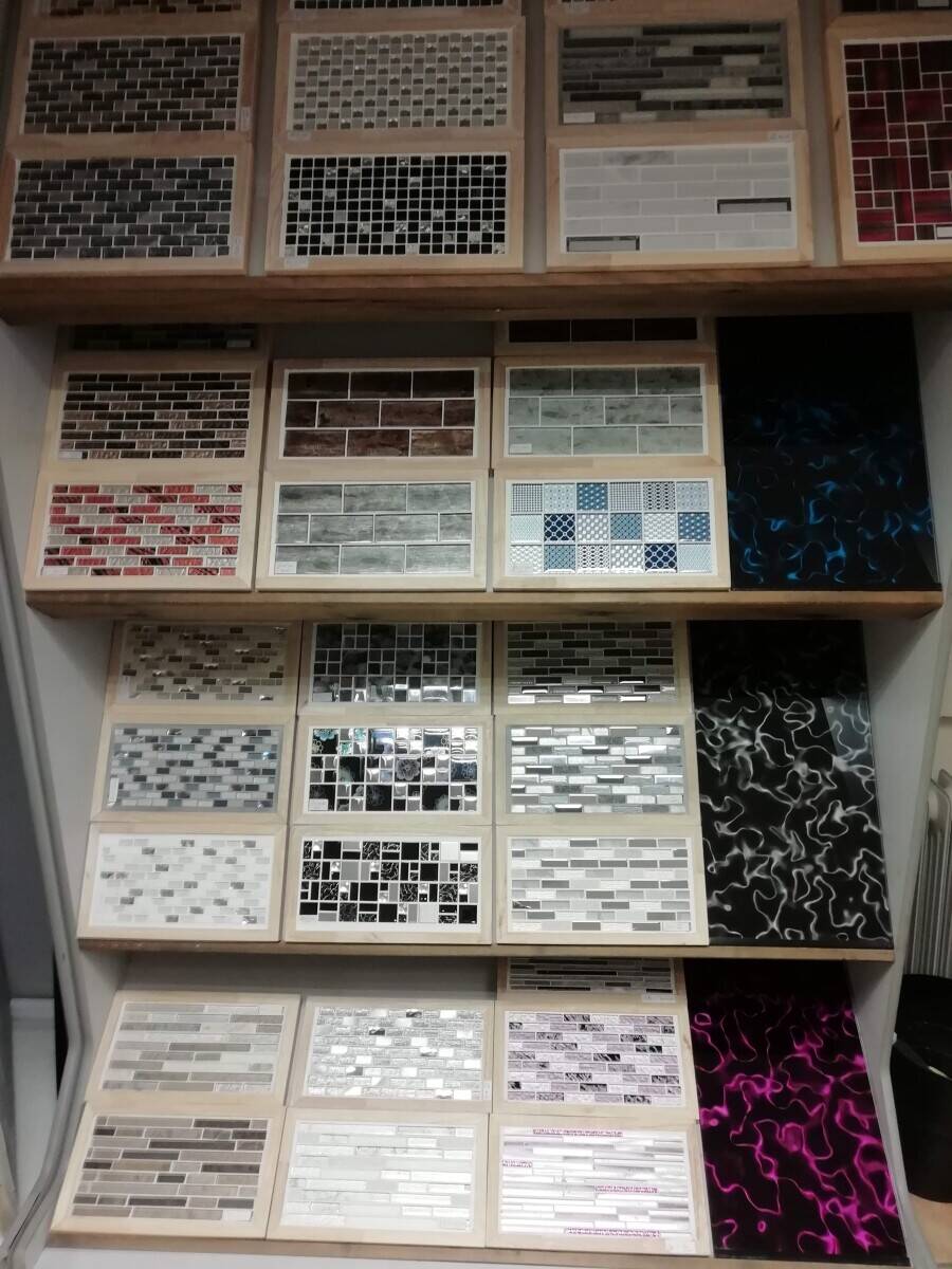 Ceramic tile showroom in Haslemere  Photo 4