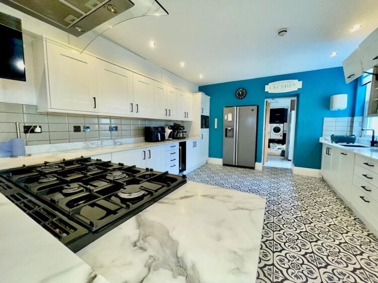 11 Bedroom Boutique Bed & Breakfast Located In Newquay, Cornwall