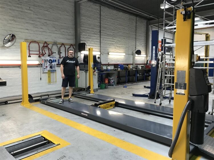 AUTOMOTIVE MOT, SERVICE, AND MAINTENANCE CENTRE Photo 4