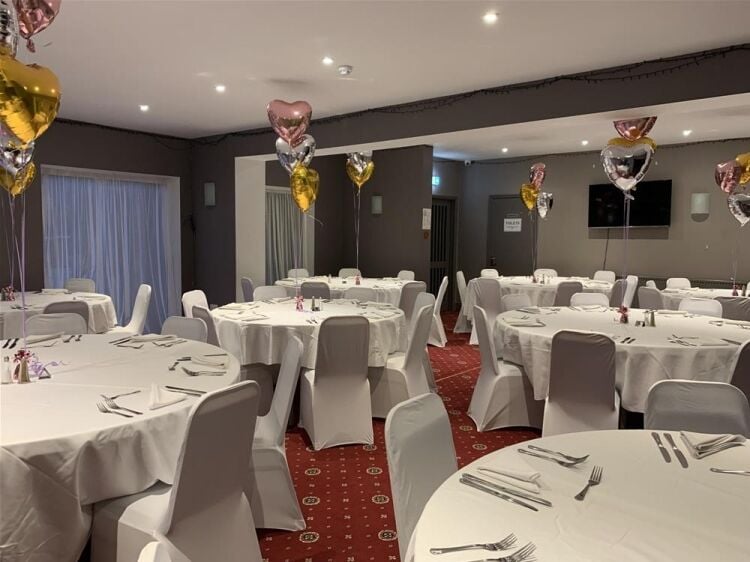 HOTEL/RESTAURANT/EVENTS VENUE
(HAS PLANNING FOR EDUCATIONAL/CARE HOME USE)