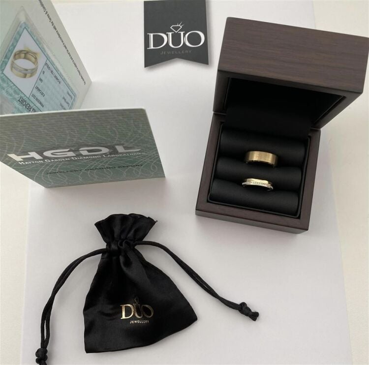 A SPECIALIST PROVIDER OF WEDDING JEWELLERY Photo 4