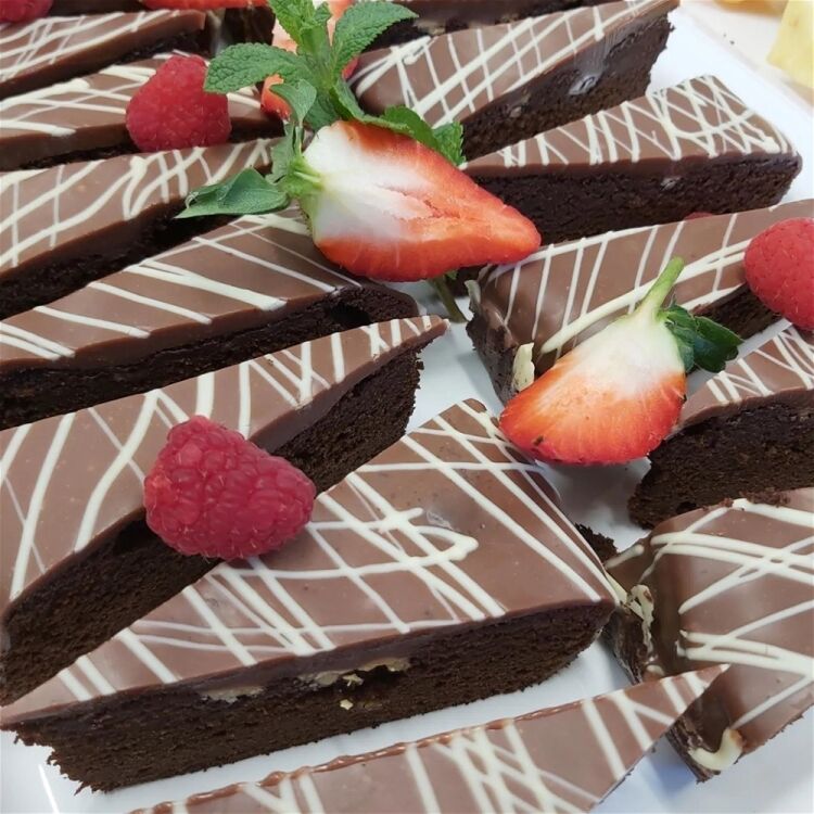 RENOWNED CATERING COMPANY Photo 4