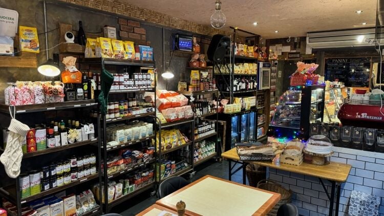 Artisan Italian Café, Wine Bar, and Deli Based in Castelnau Barns, London *REDUCED* Photo 4