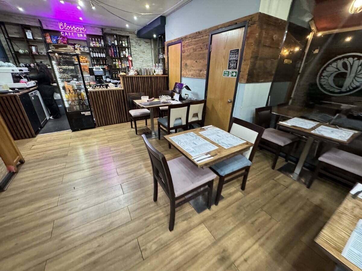 Cafe and Bar in Brighton
