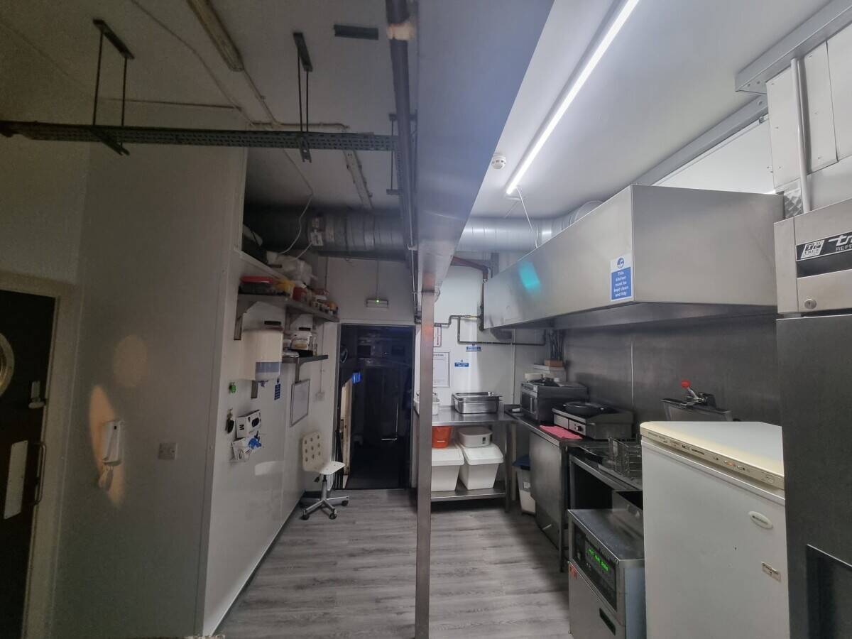 Fish and Chips / freid chicken shop for sale in Southgate North London 