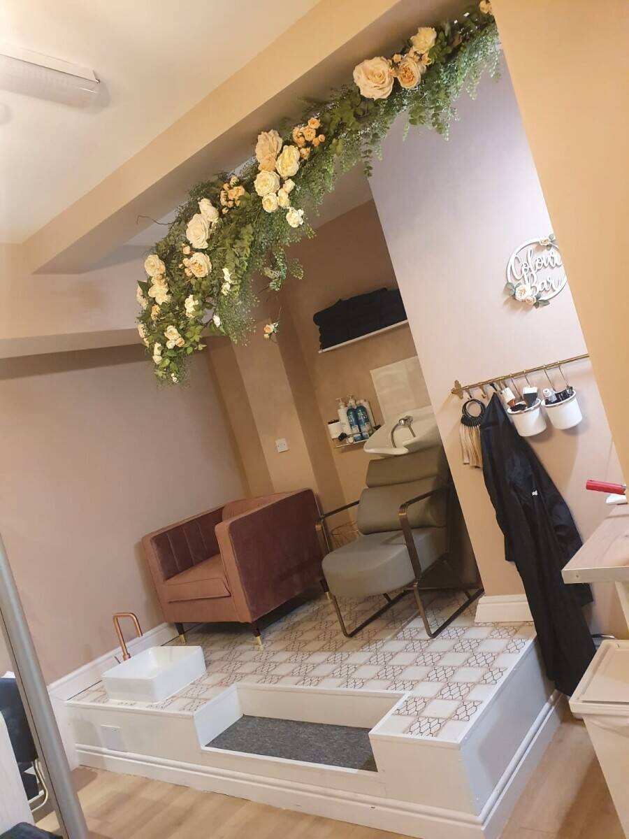 Hair and beauty salon in the heart of Manchester  Photo 4