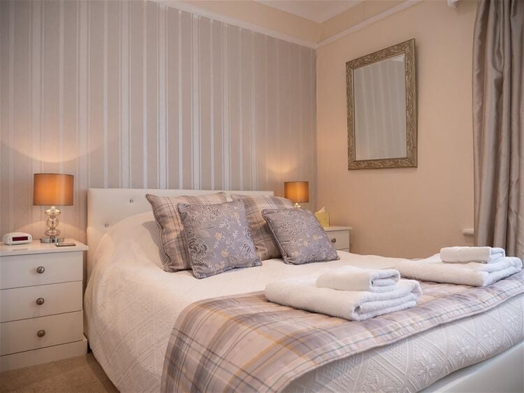 Outstanding West Cornwall Hotel, Pub & Restaurant For Sale in Penzance