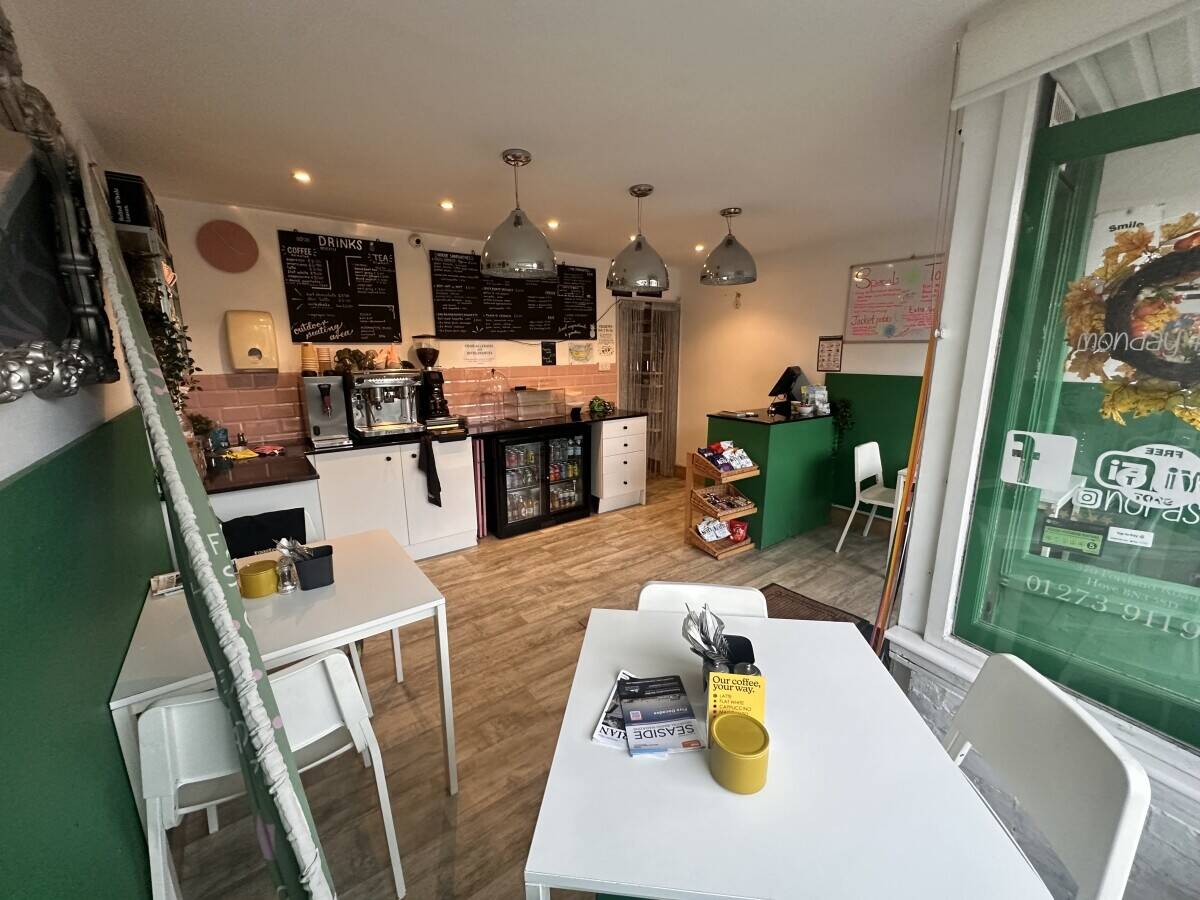E CLASS SANDWICH BAR/CAFE  ON BUSTLING PARADE OF SHOPS  HOVE, EAST SUSSEX Photo 4