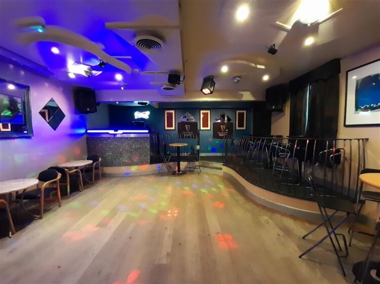 Hotels For Sale in Wakefield Photo 4