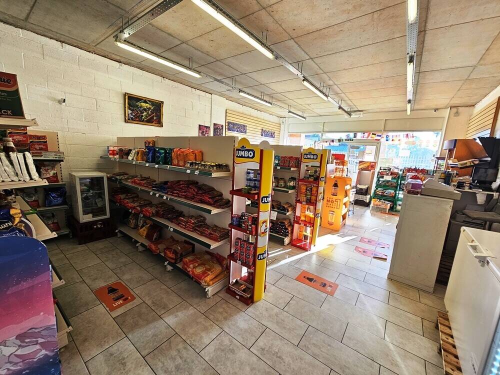 AFRO CARIBBEAN CONVENIENCE STORE WITH NO COMMISSION SERVICES Photo 4