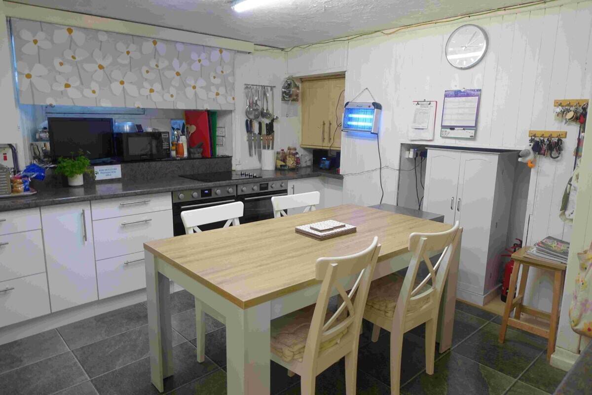 Sea or Harbour Views from all rooms in Weymouth For Sale Photo 4
