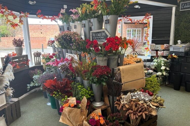Established Florist - Lincolnshire Photo 4