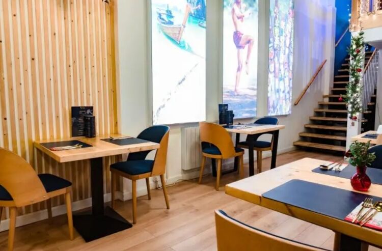 Multi Award-Winning, Turnkey, Thai Restaurant Based in Glasgow With £60,000 worth of assets