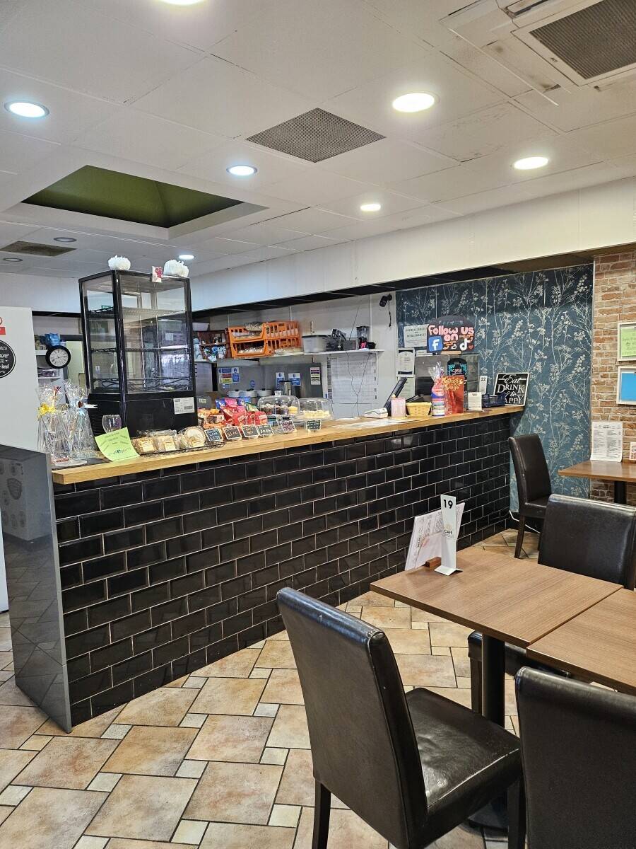 Cafe for sale Arnold Nottinghamshire Photo 4