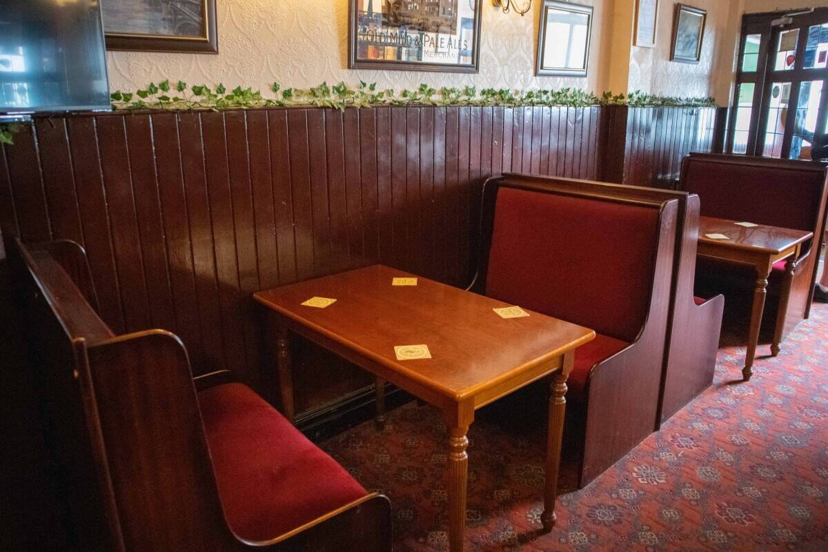 EAST SUSSEX - LIFESTYLE WET-LED PUBLIC HOUSE FOR SALE Photo 4