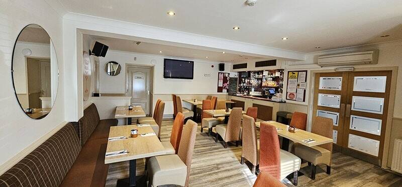 Extremely well performing Public House & Lounge with 3-bed owners accommodation in Dennyloanhead