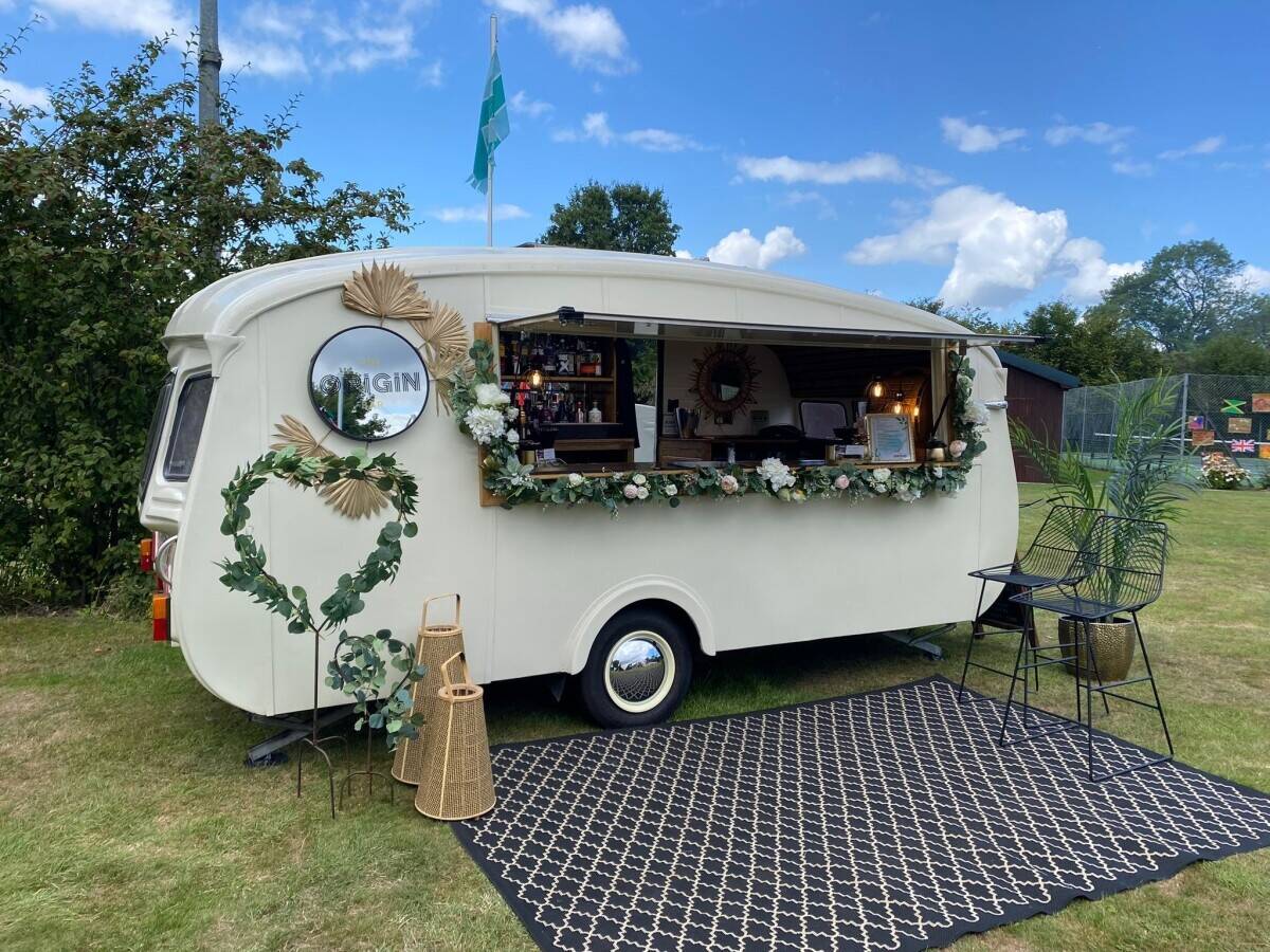 Mobile Vintage Bar Business for Sale in Leicestershire/Midlands Photo 4