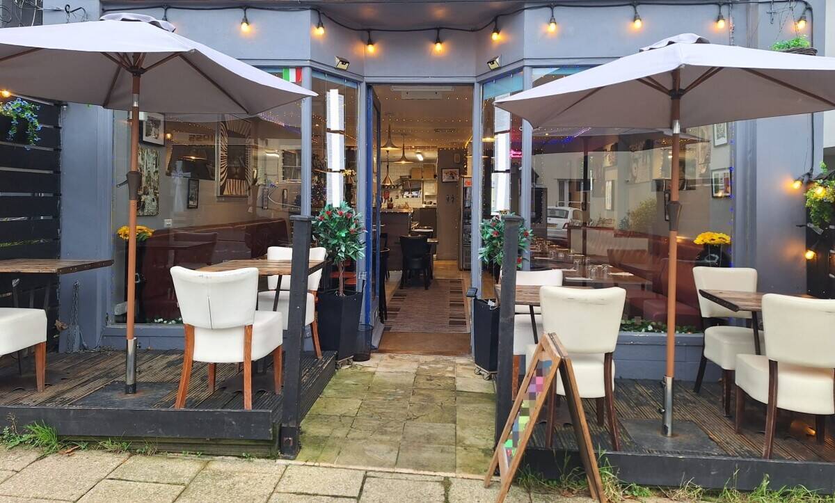 Beautiful Modern European Italian Restaurant for sale in Essex Photo 3