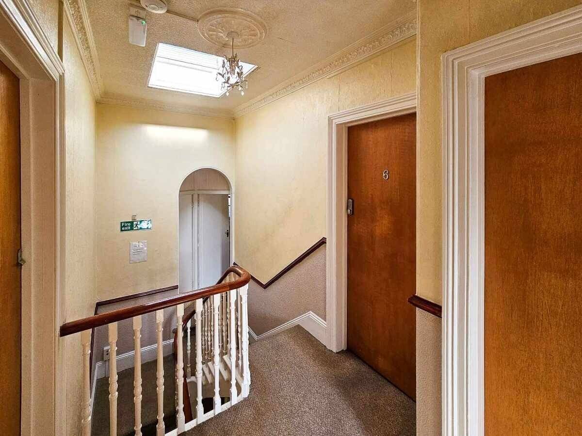 An Ideal, turn-key HMO for sale Photo 4