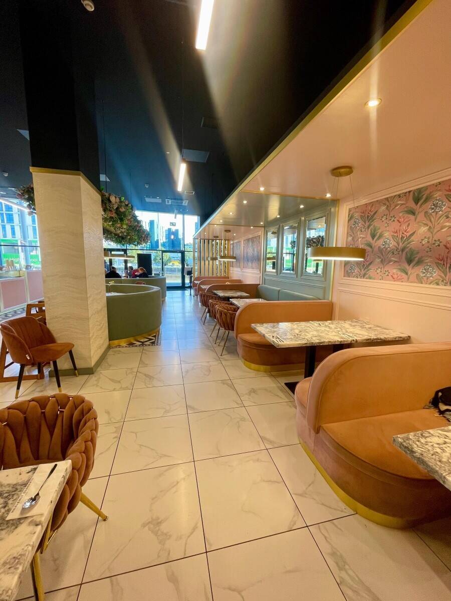 Established Heavenly Desserts Franchise for Sale – Prime Edinburgh Location Photo 5
