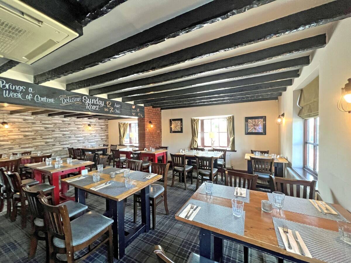 EAST YORKSHIRE - COUNTRY PUB AND RESTAURANT WITH £215,000+ EBITDA Photo 4