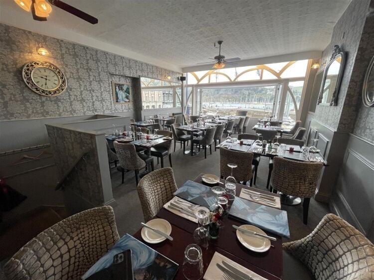 Exceptional Waterfront Restaurant with Accommodation For Sale For Sale in Dartmouth