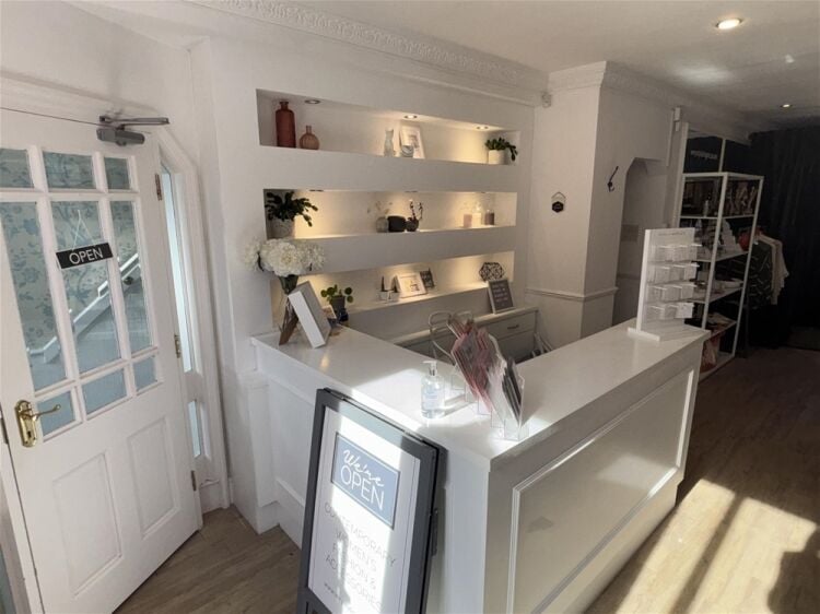Retail For Sale in Leeds