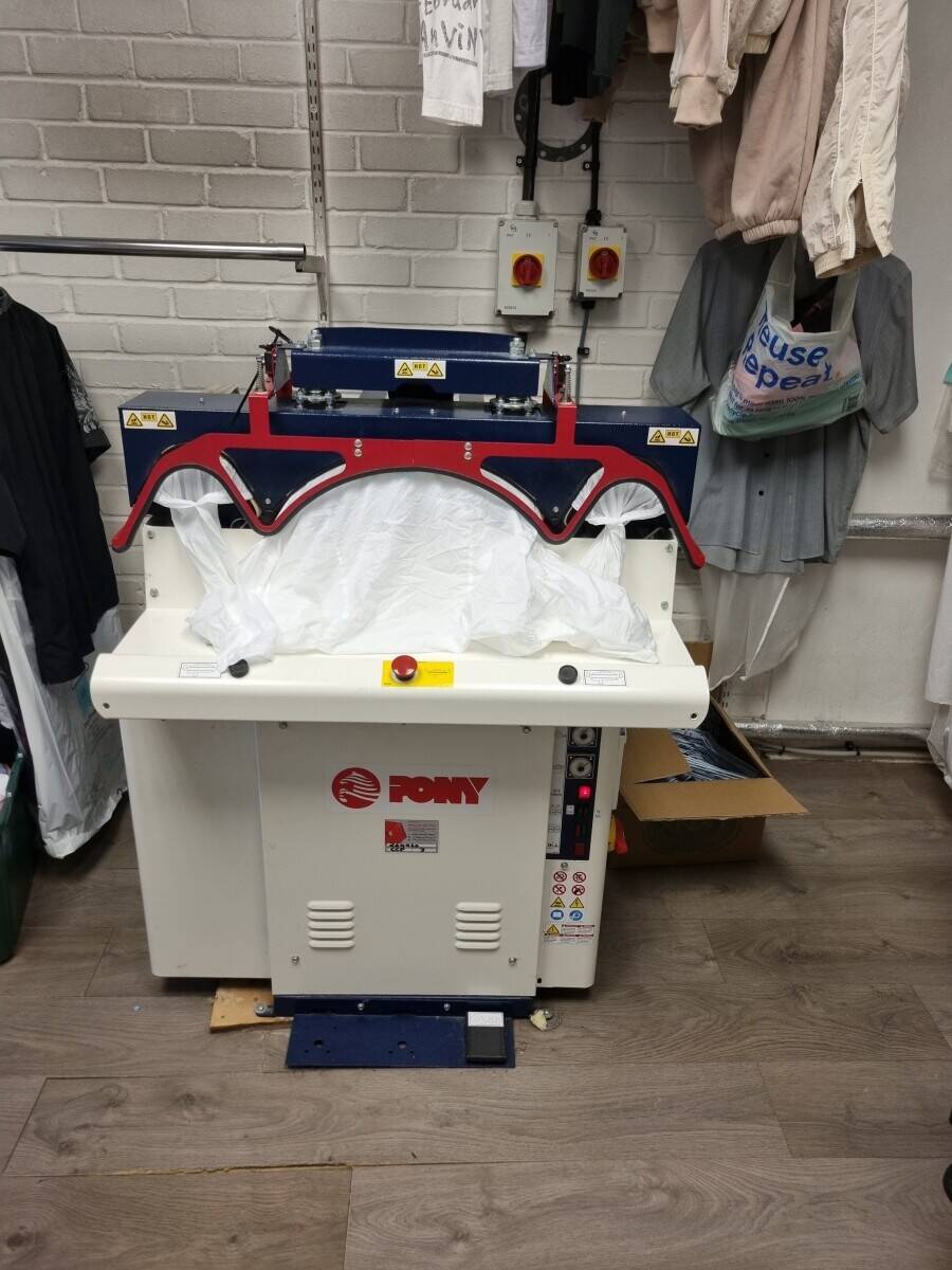 Dry cleaners Bromley