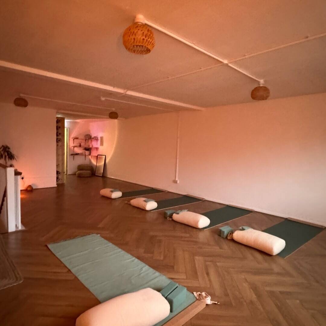 Coffee Shop & Wellness Studio in Worksop