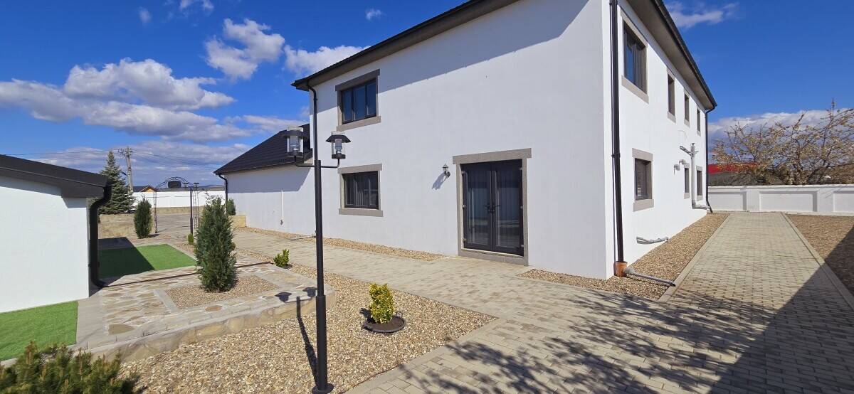 Luxury Retreat Property In Romania For Sale - Huge Holiday and Rental Potential