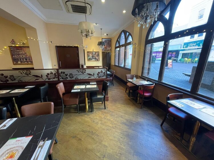 40 Cover Town Centre Italian Restaurant