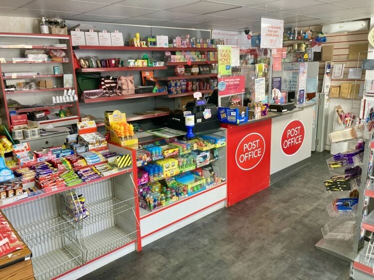 POST OFFICE, STATIONERY, CONFECTIONERY, HOUSEHOLDS Photo 4