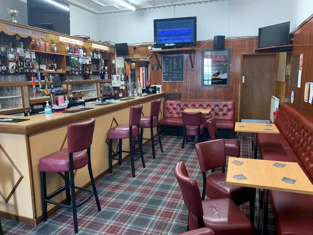 Commercial Inn, 123 Dalrymple Street, Girvan - Popular town centre public house
