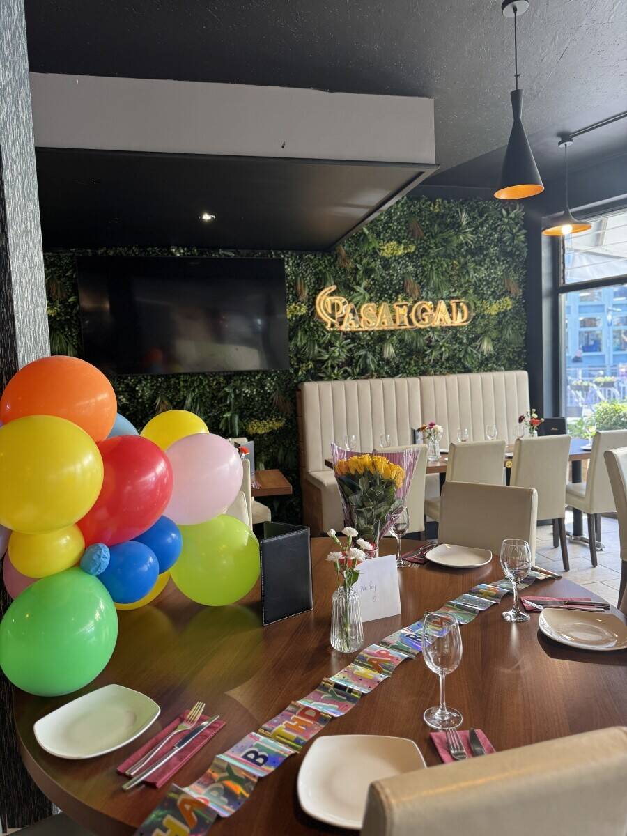 Successful Iranian Pasargad restaurant to sell
