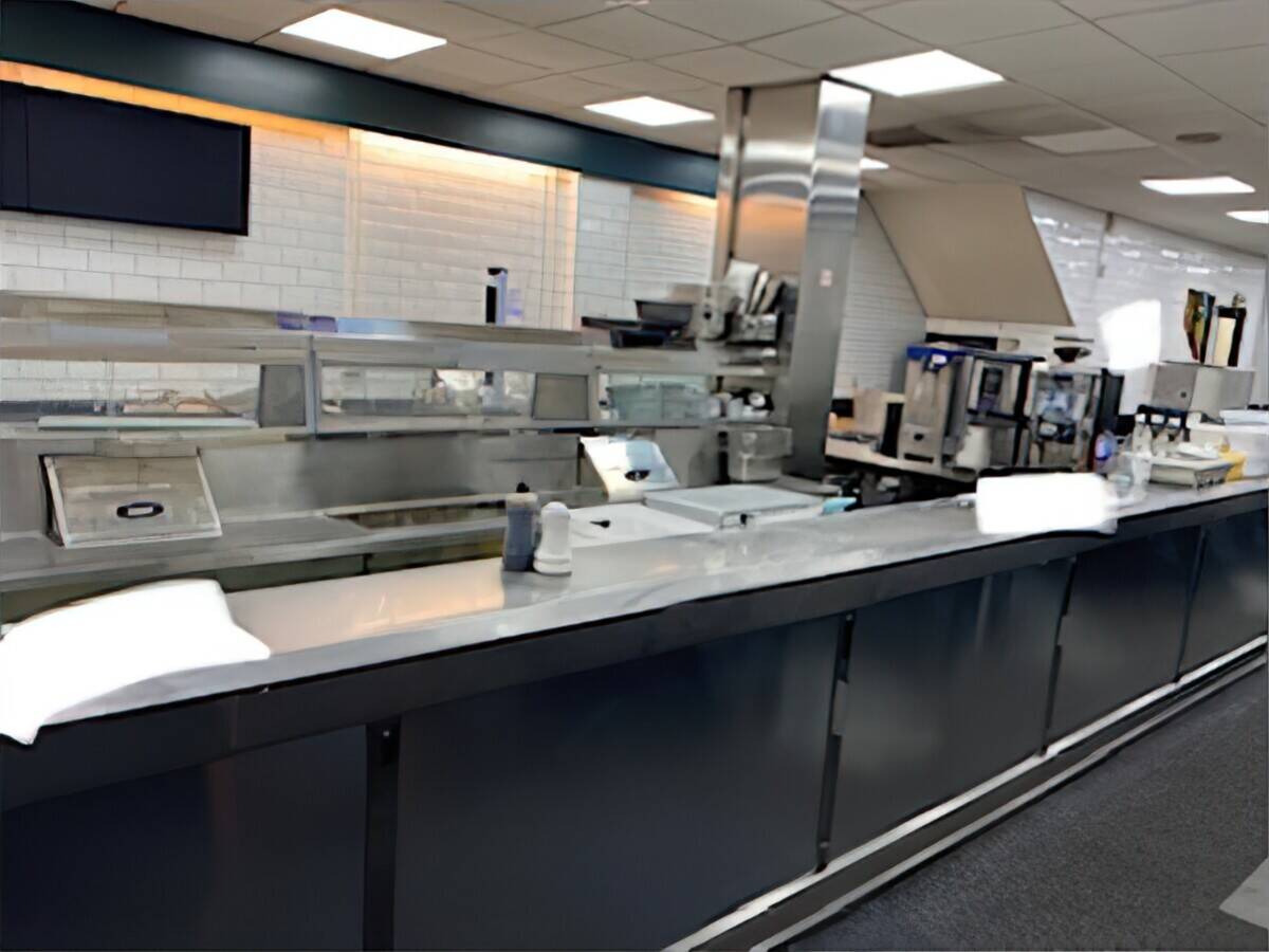 HIGH TURNOVER TRADITONAL FISH AND CHIPS TAKEAWAY AND RESTAURANT  IN NORTH EAST REGION Photo 4