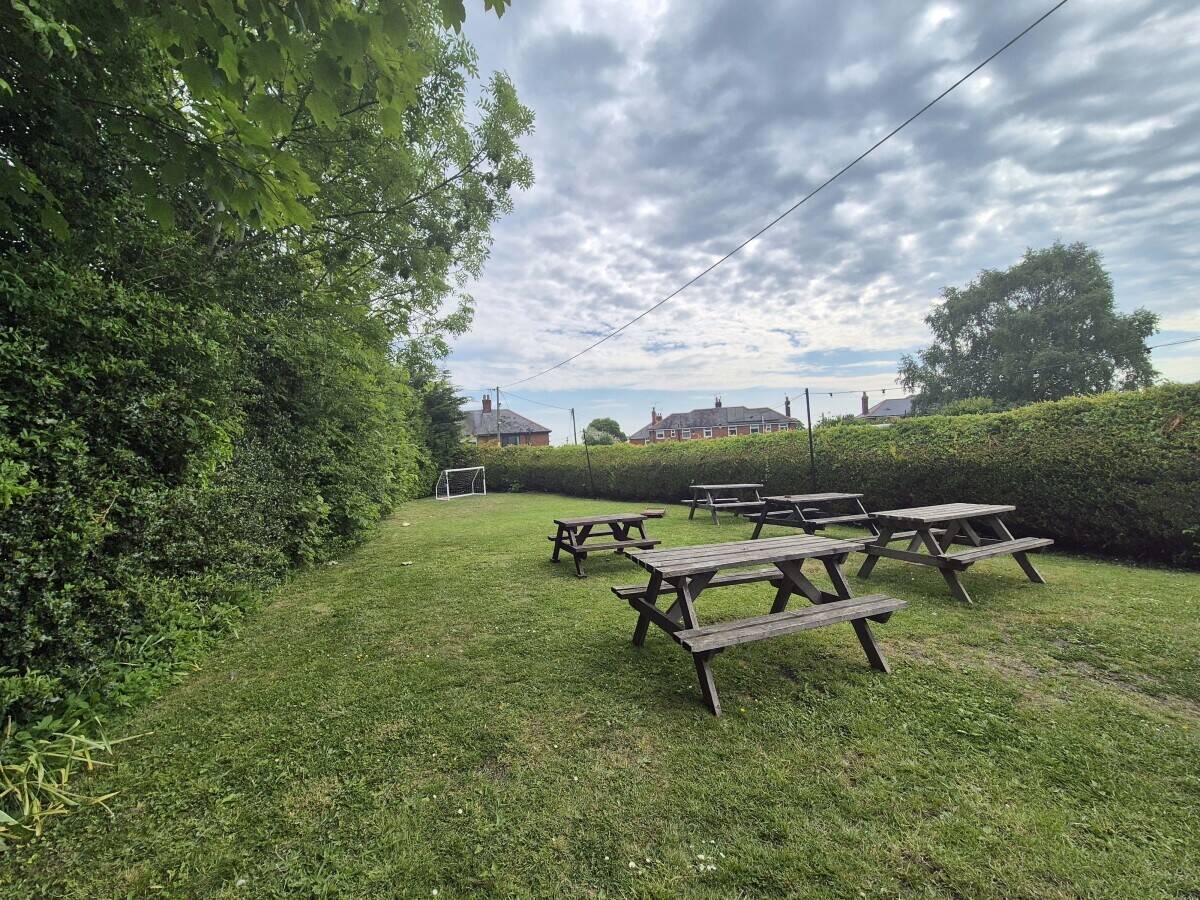 WREXHAM - ESTABLISHED COMMUNITY LOCAL