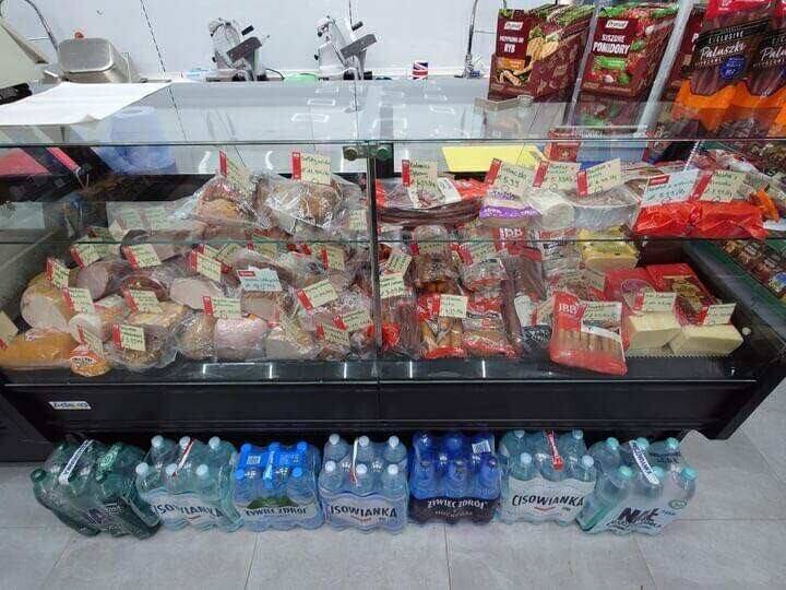 Polish Grocery Store in Ashford (Surrey) - High Street location / Off License Photo 5