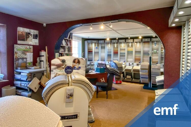 Carpet Retailers With Fitting Services Photo 4